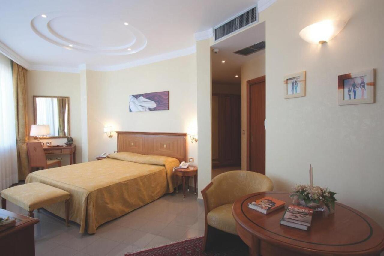 Hotel Tirreno Parghelia Luaran gambar