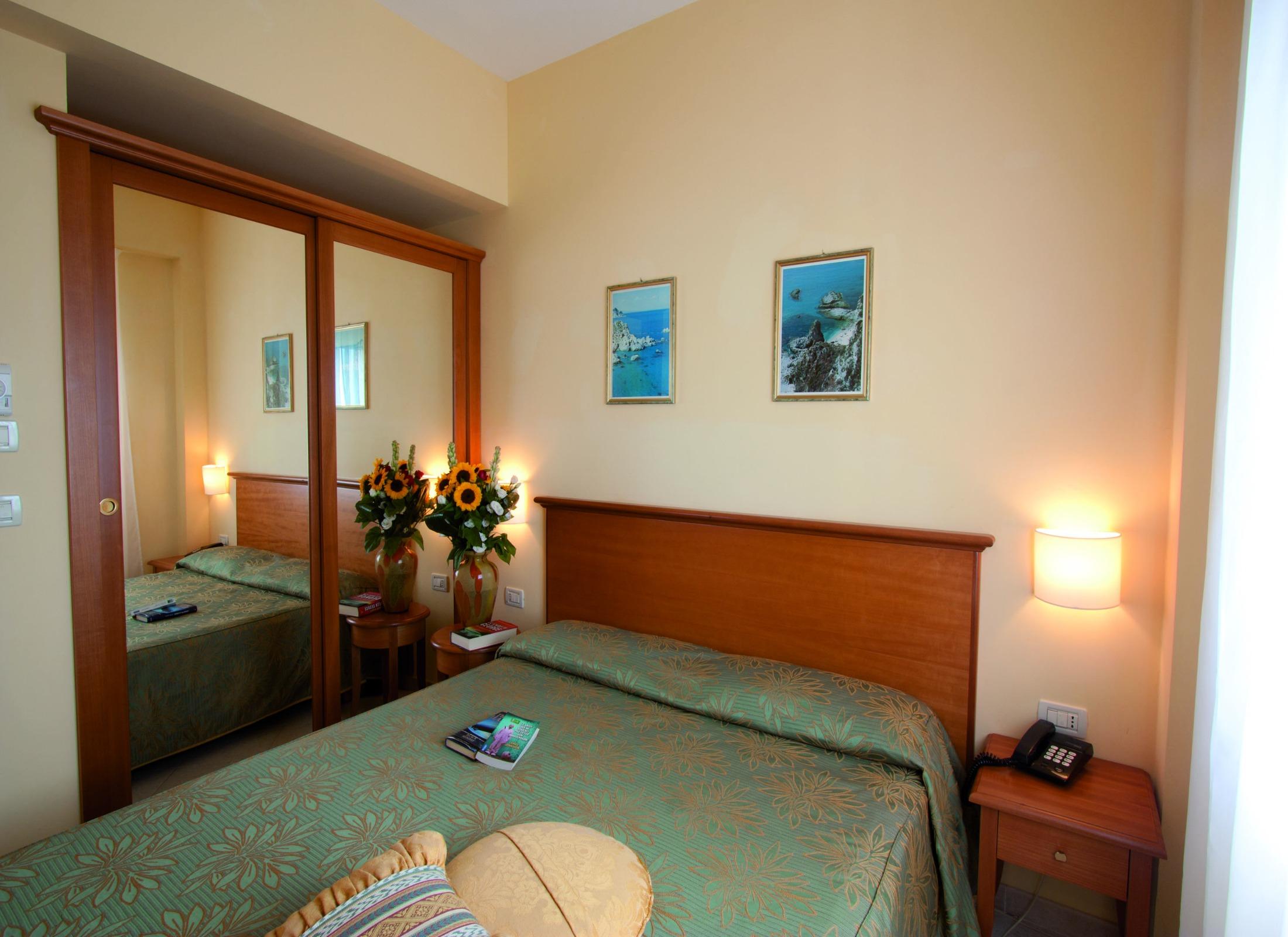 Hotel Tirreno Parghelia Luaran gambar