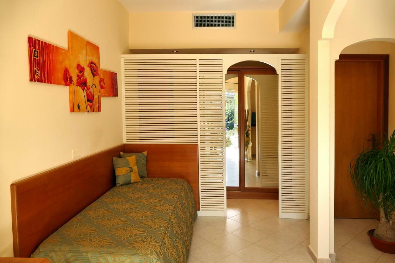 Hotel Tirreno Parghelia Luaran gambar